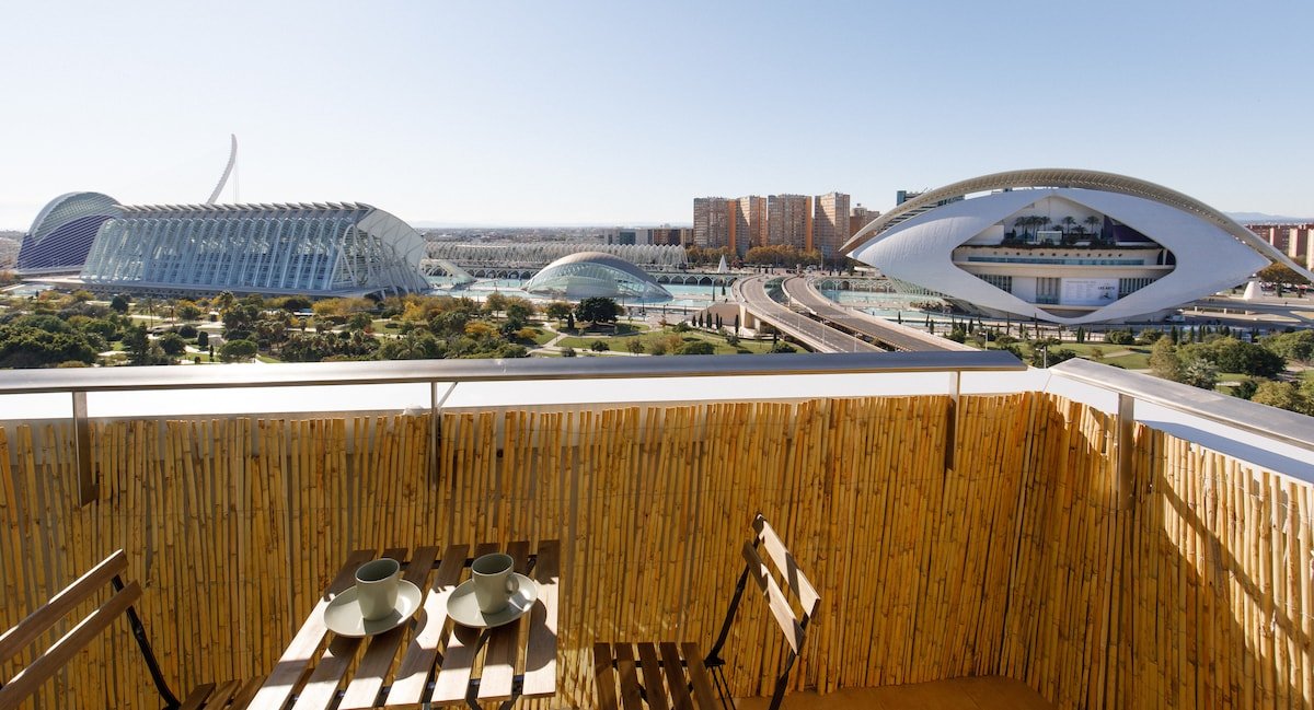 City of Arts & Sciences views apartment gallery image 3
