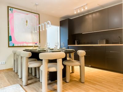 Valemi NEW Luxus 8Per|3BR|2Bad|Central|FreeParking