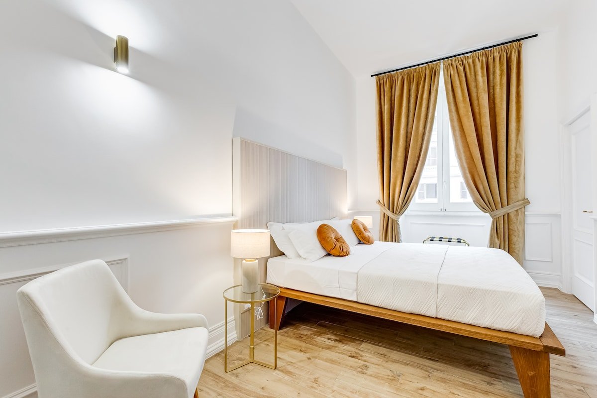 Monti Suites Cavour Camere 1 e 2 (Bagno esterno) gallery image 3