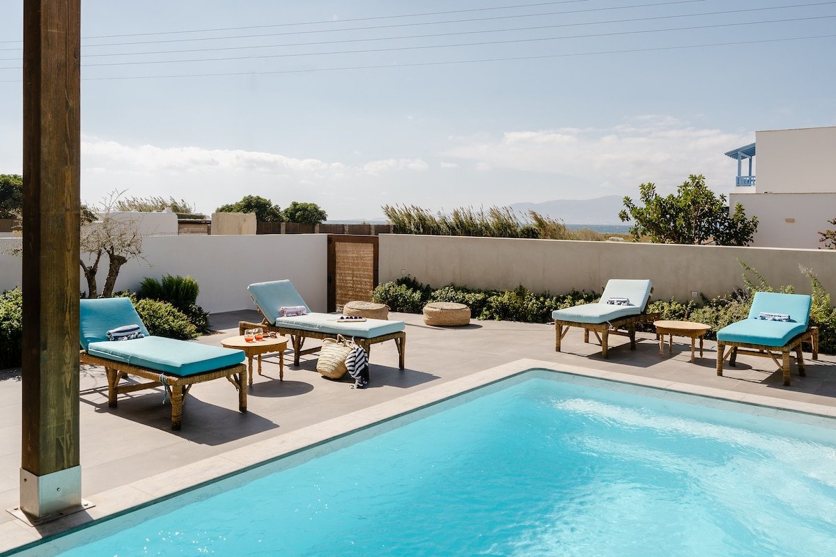 Citrus Seaside House I gallery image 4