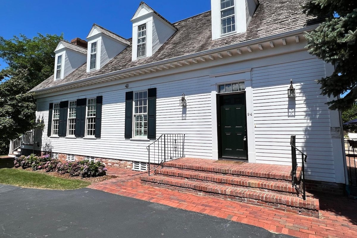 Sesuit Neck Stunner w/ Heated Pool and Spa gallery image 4