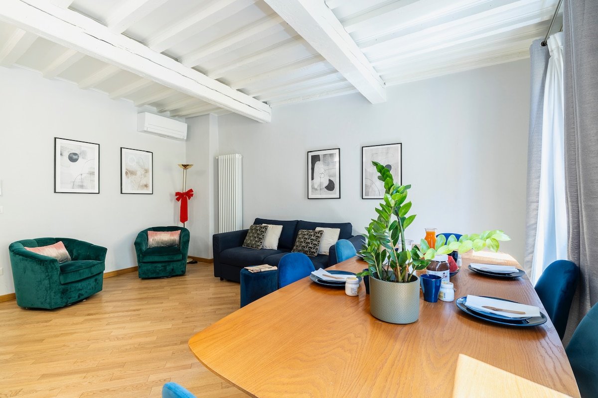 [Duomo-Uffizi] @3BDR Bright and Luxury apartment gallery image 4