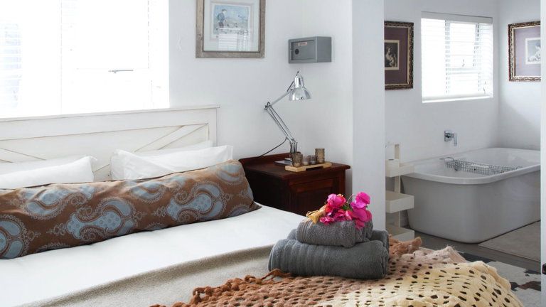 Sunshowers Plett Suite 4(Family)