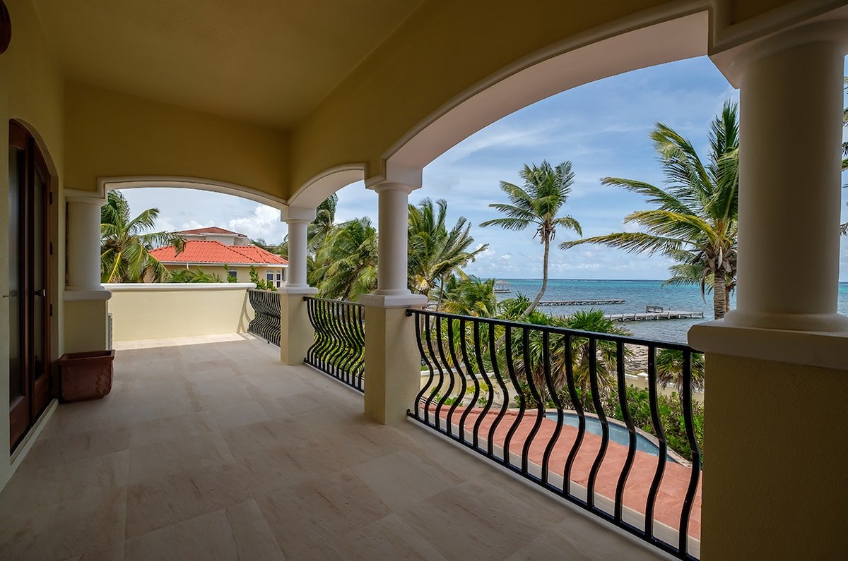 Adagio Villa Full Property gallery image 5