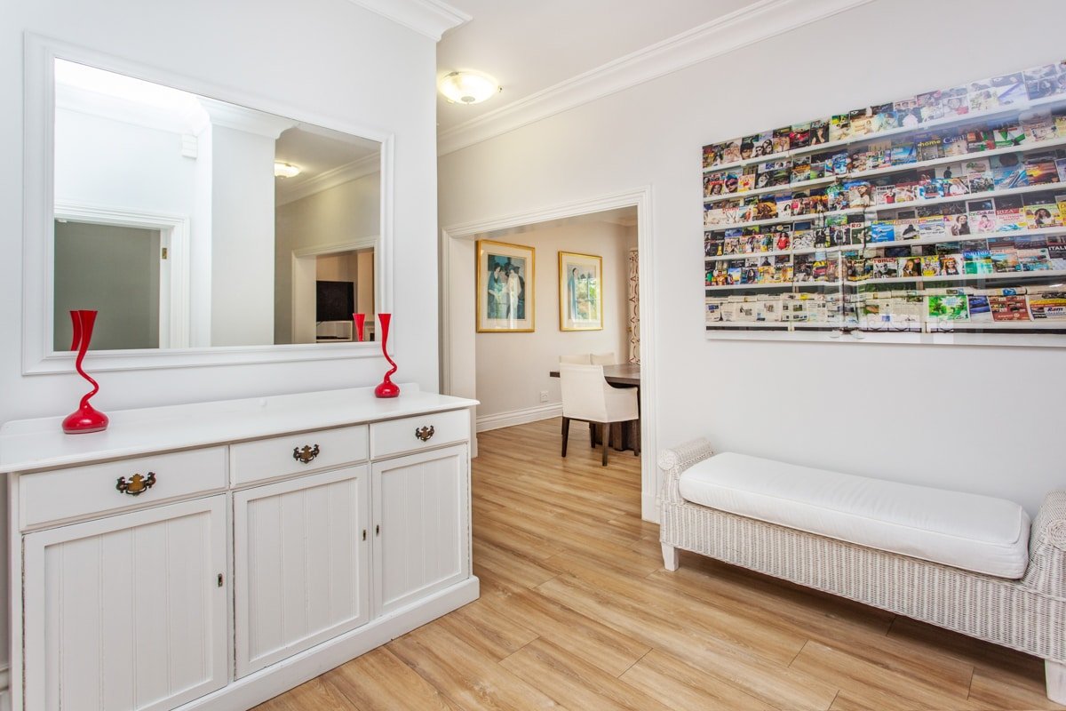 Upmarket garden cottage heated pool Constantia gallery image 5