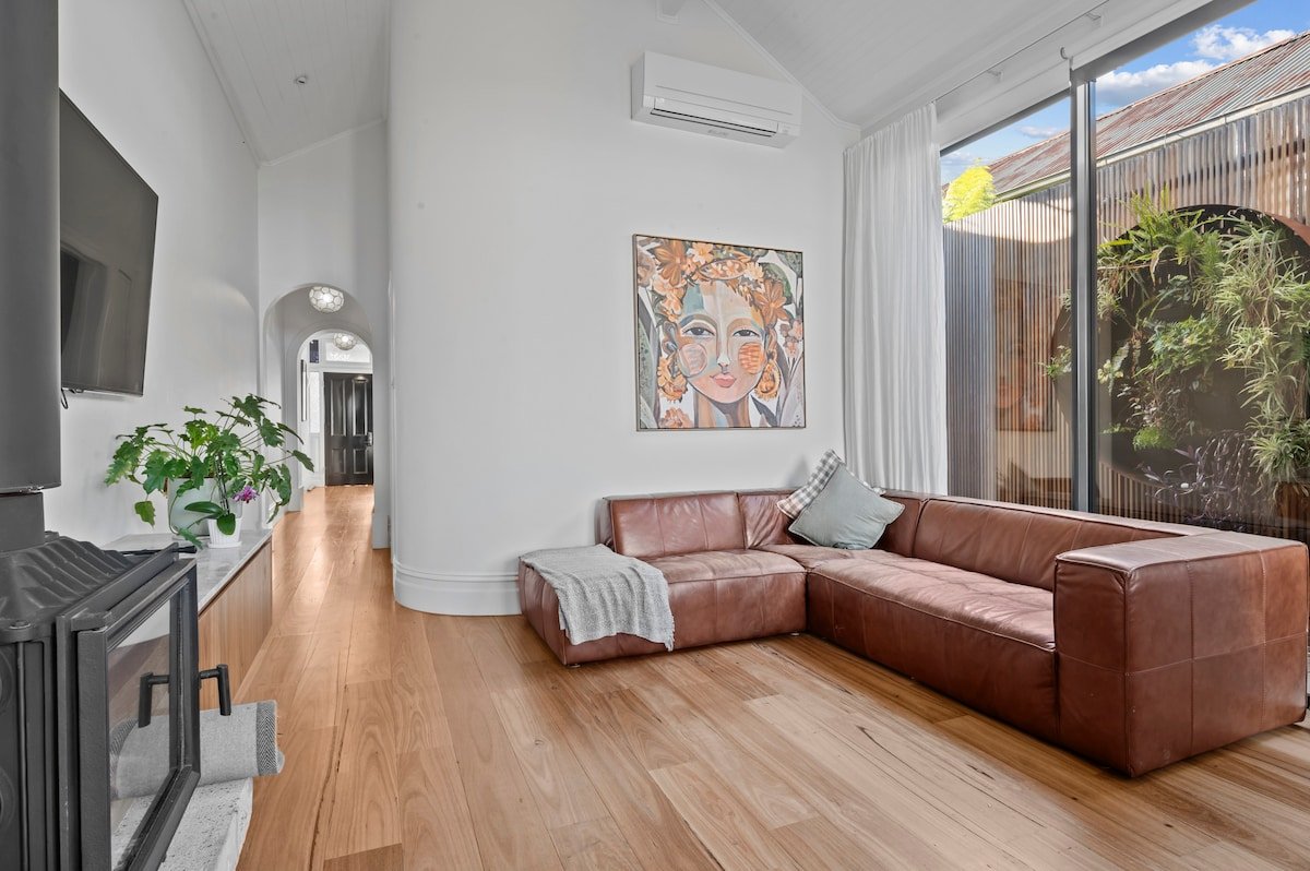 Inner city home in Abbotsford gallery image 5