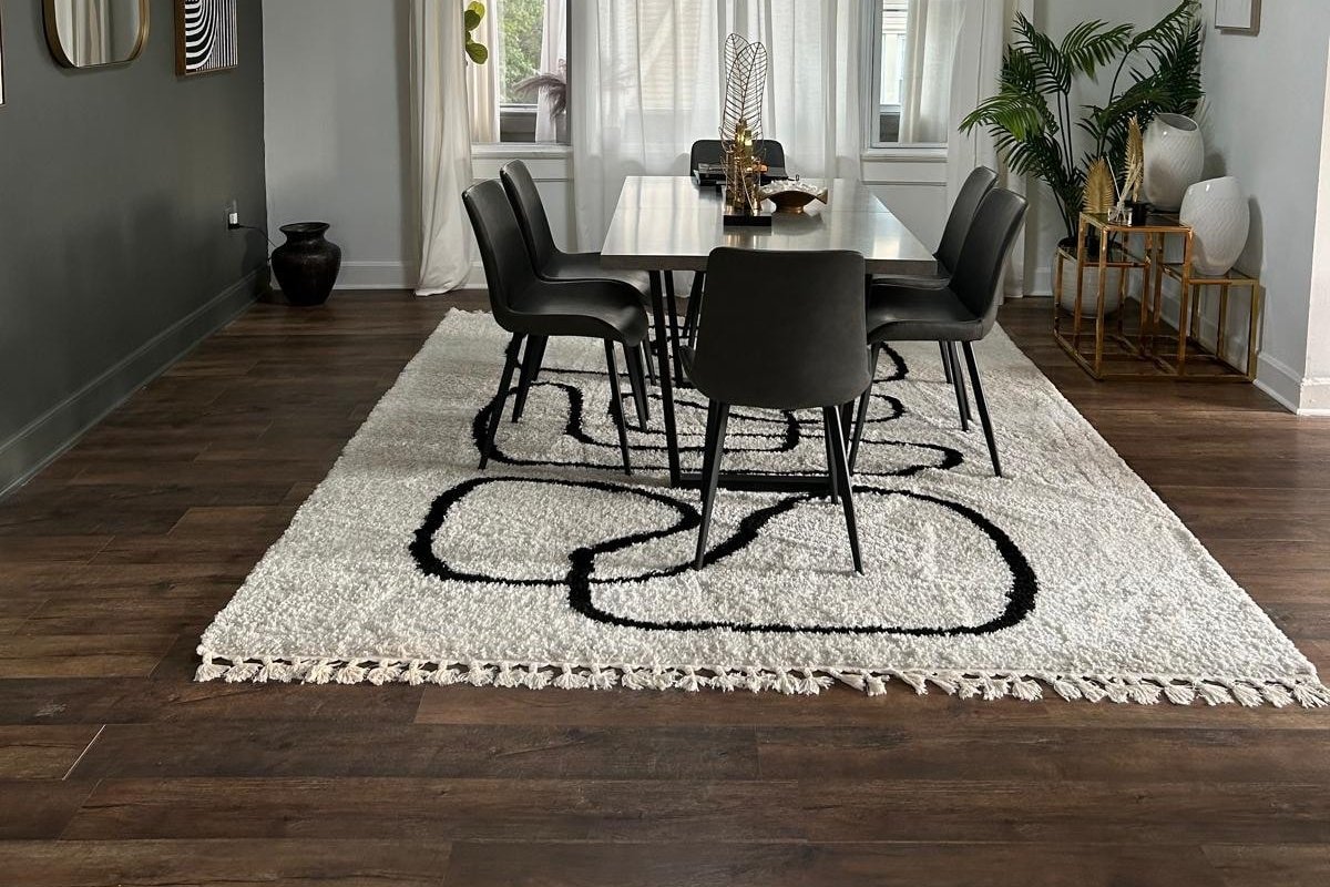 Luxury Escape~ Sleeps 10+ • Easy Access to EWR/NYC gallery image 4