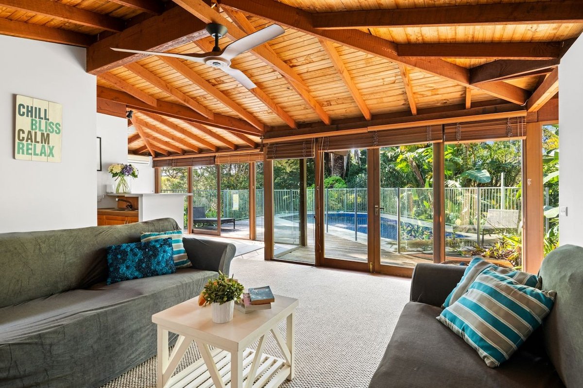 Ebor Sanctuary by Palm Beach Holiday Rentals gallery image 4