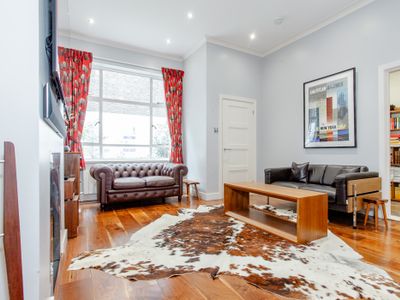 Central London Mid-Century Mews House. 2 bed, 2 ba