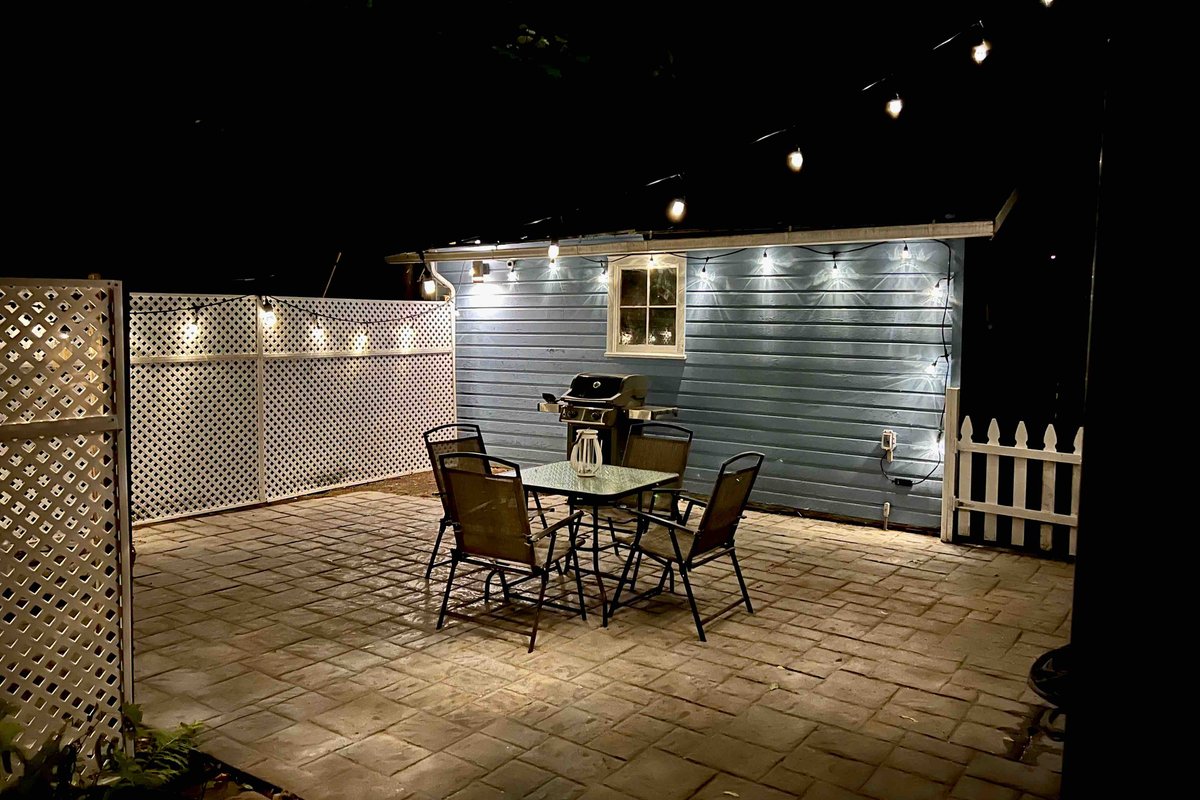 Entire house in a vibrant neighborhood – 3 Beds