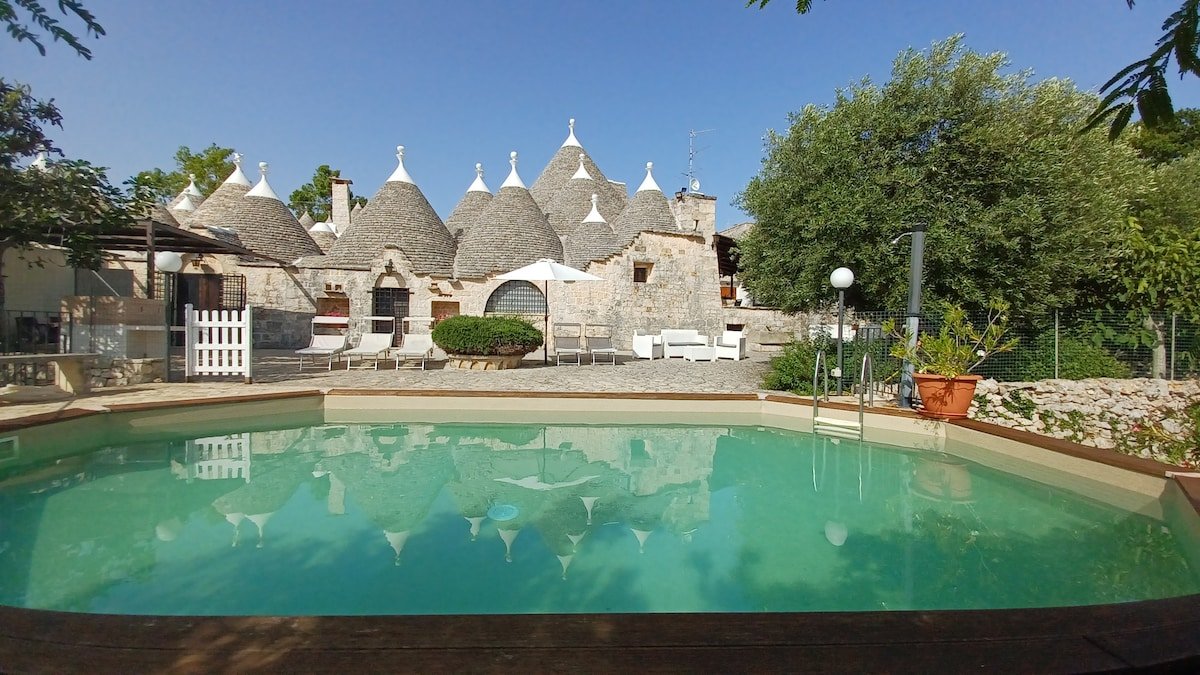 Trulli Mirabello: amazing trullo with private pool gallery image 3