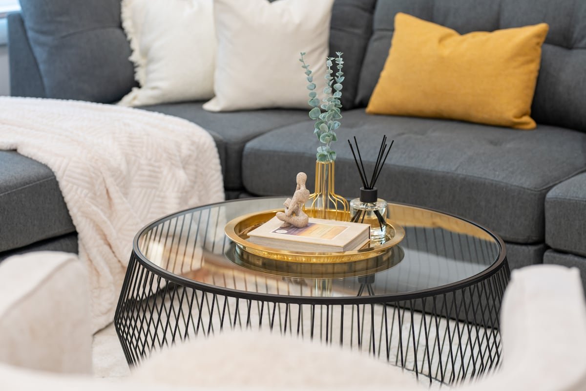 Modern Luxury | NEW | Central MTL | Street Parking gallery image 3