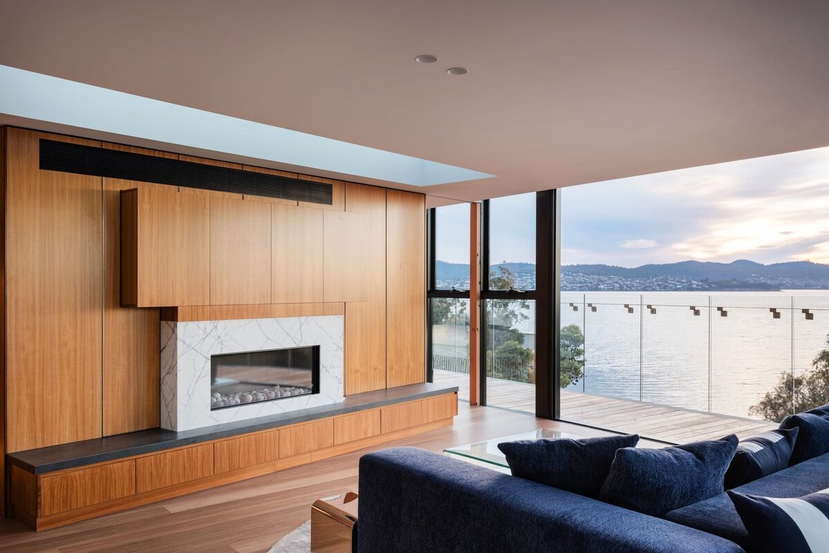 ‘Hobart’ – Penthouse with private heated pool gallery image 5