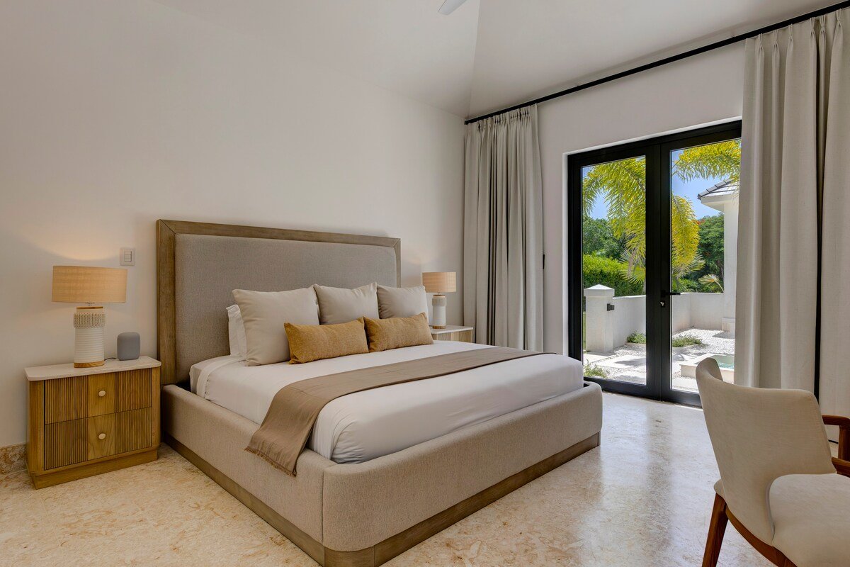 Hacienda A43 – Modern Comfort in Timeless Elegance gallery image 4