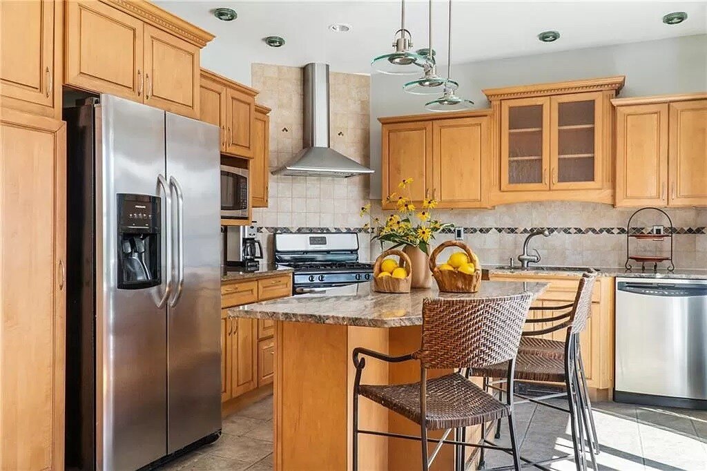 Beautiful Rental near Beach and Downtown! gallery image 5