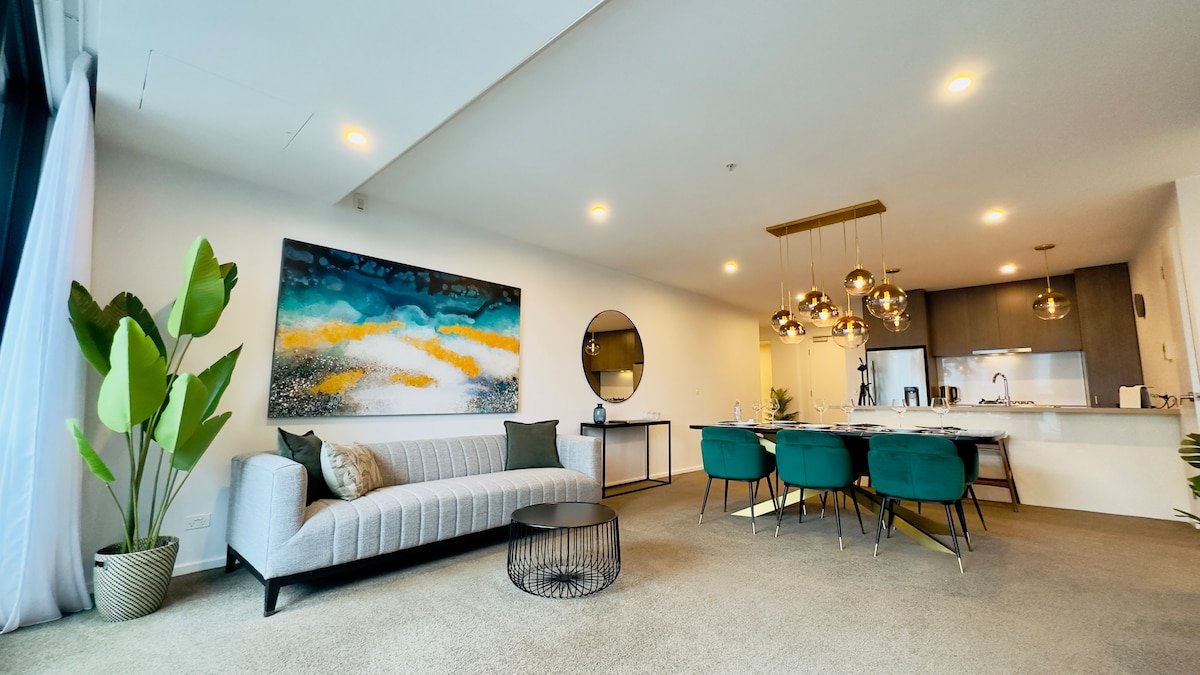 Stylish Southbank apartment + Free Parking x2 gallery image 3