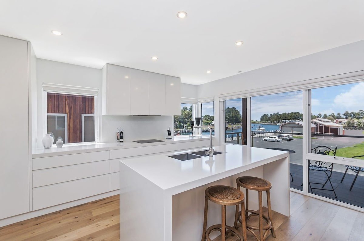 Absolute gallery image 4