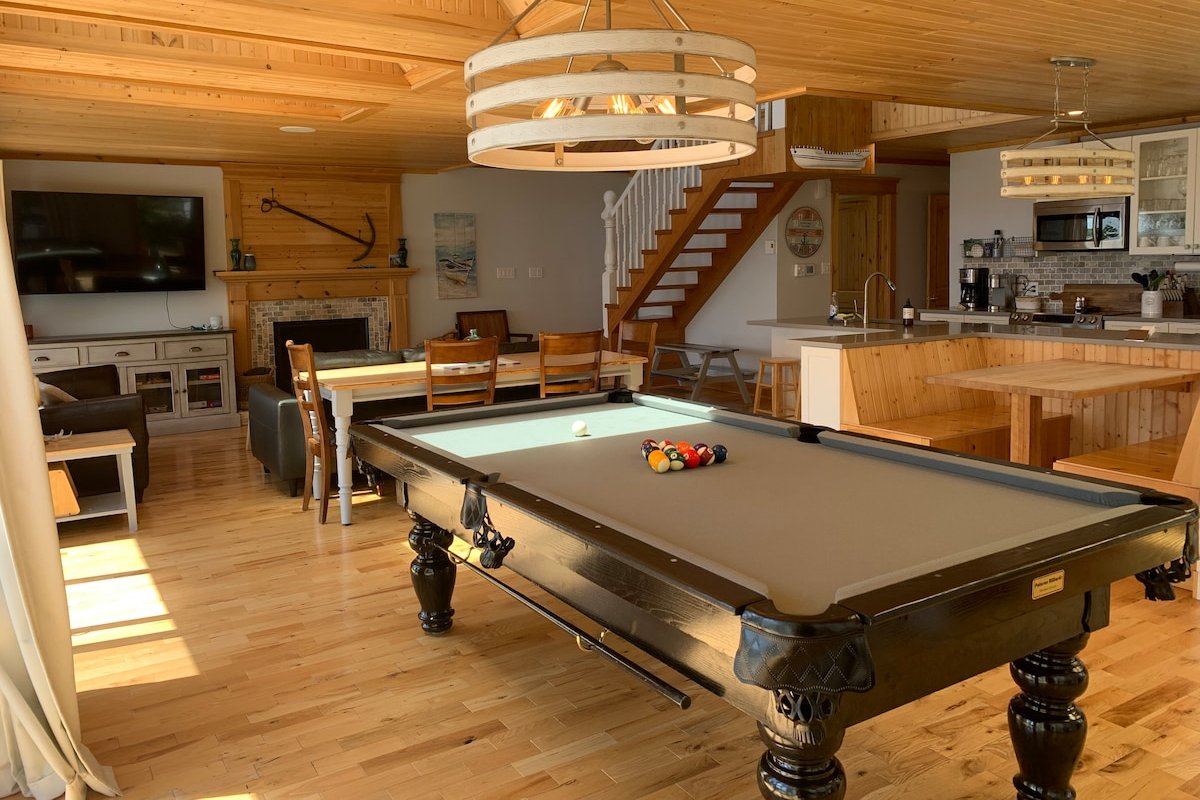 Luxury Oceanfront Spa & Play Retreat -Oyster Beach gallery image 5