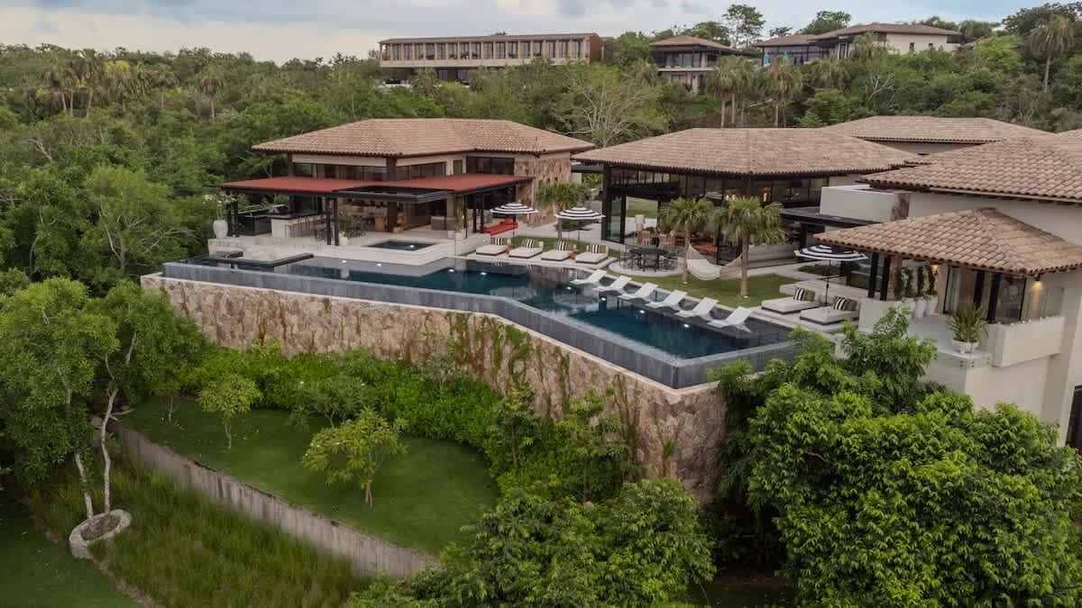 Oceanview Villa | Gym, Pool & Private Chef