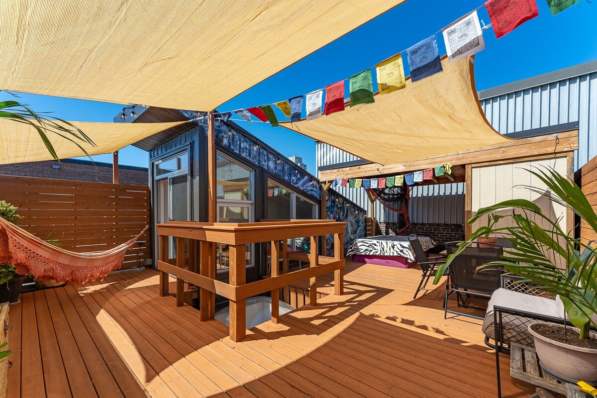 2BR Epic Arts Loft w/ Rooftop Terrace gallery image 3