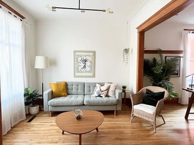 Plain pied dans Villeray avec stationnement privé