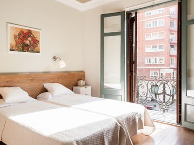 Elegant and spacious apartment in Paralel