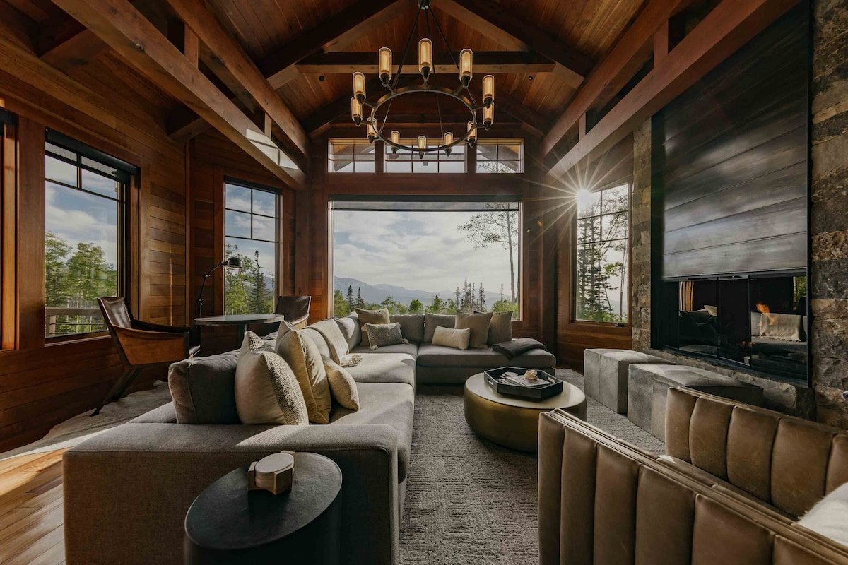 Ridge Top Ski, Hot Tub, Gondola | By InvitedHome gallery image 5