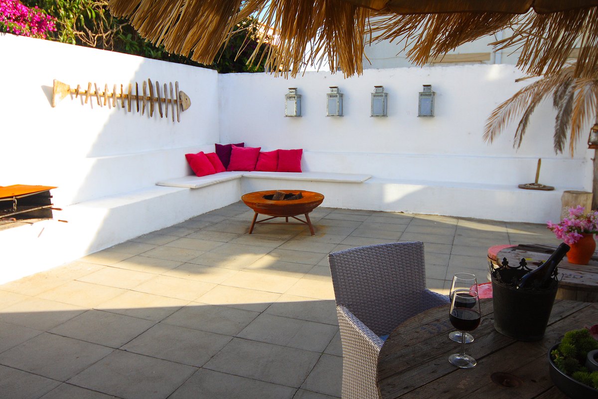 Aloha Beach House 3 Bedrooms in Parede Cascais