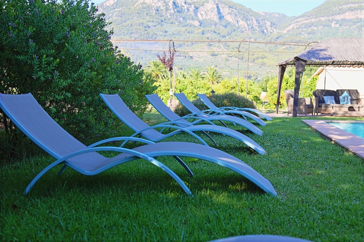 Villa Massana, fantástica casa con piscina gallery image 2