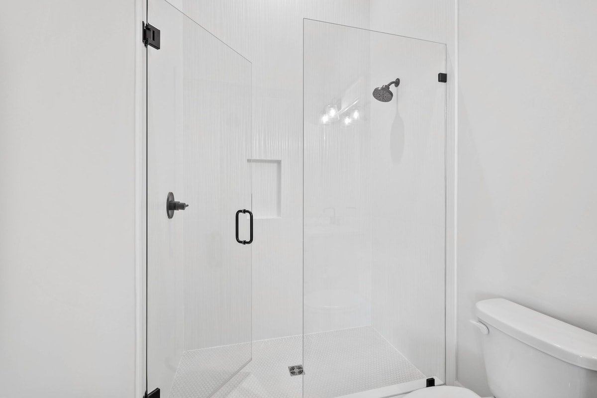 New! 30A Dream Home! Spa, Pool, LSV, Pet Friendly! gallery image 5