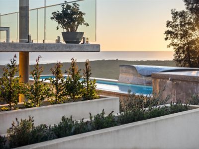 Breeze Beach Villa – with sauna and pool