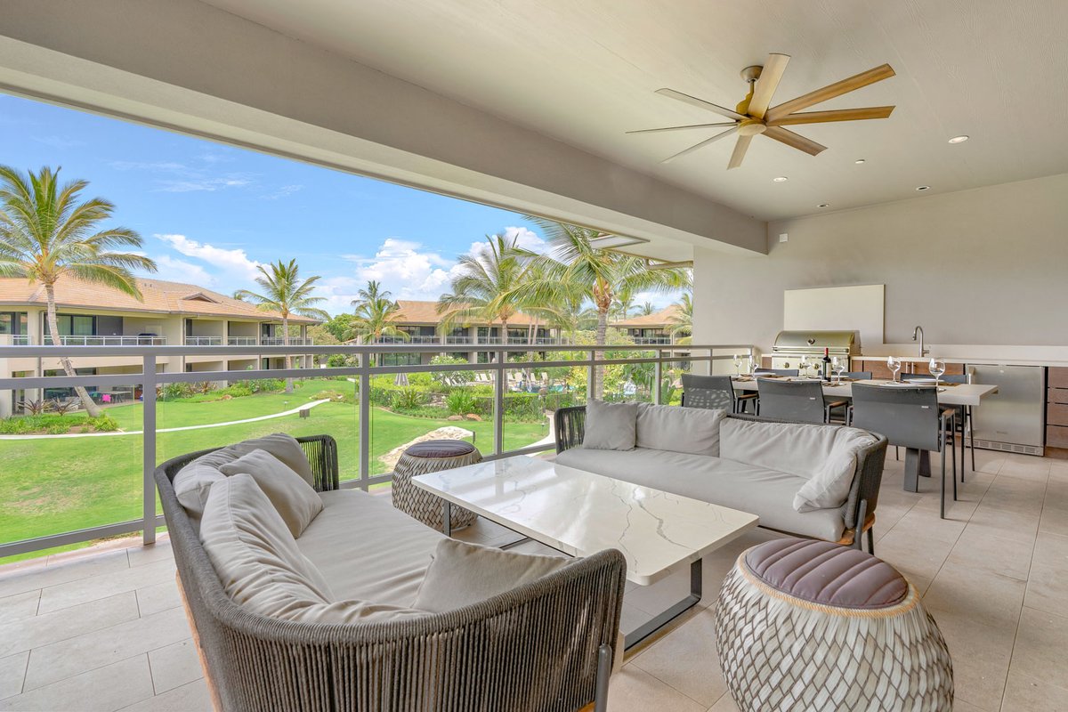 Maui Resort Rentals: Luana Garden Villas 8C