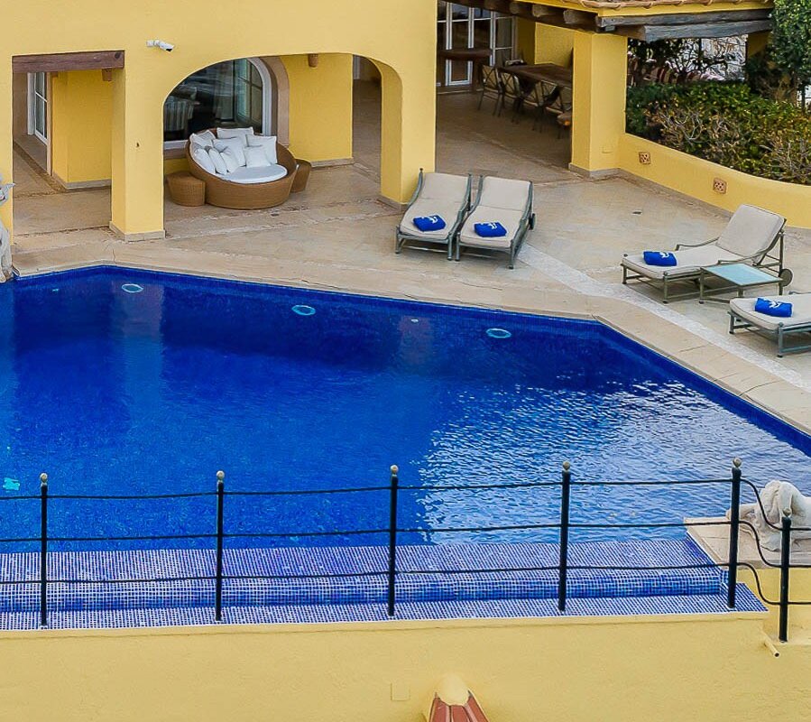 The Yellow Castle gallery image 4