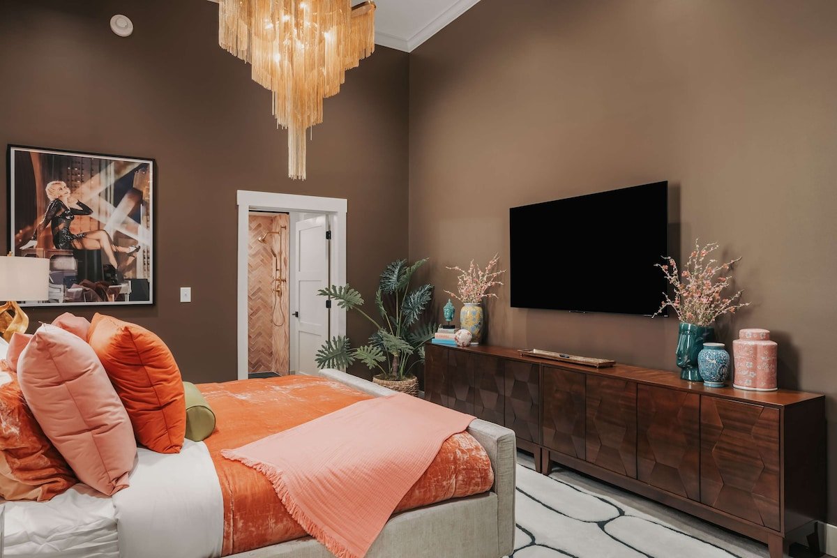 Starr Piano: Roxie Suite – Walk to Broadway! gallery image 2