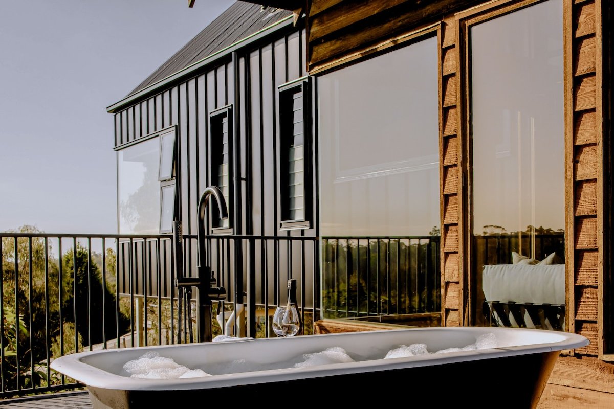 New stunning extension. Esk Treehouse Cabin gallery image 3