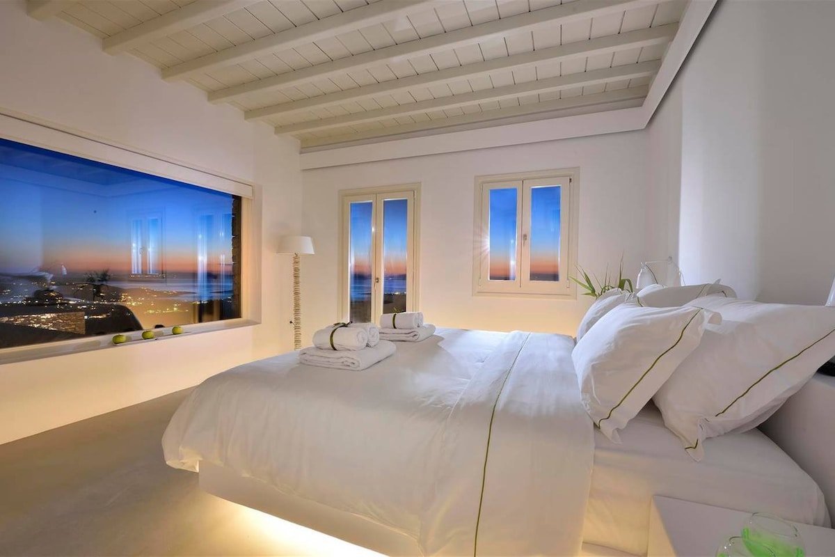 Mykonos Luxury Villa with Pool Jacuzzi gallery image 3