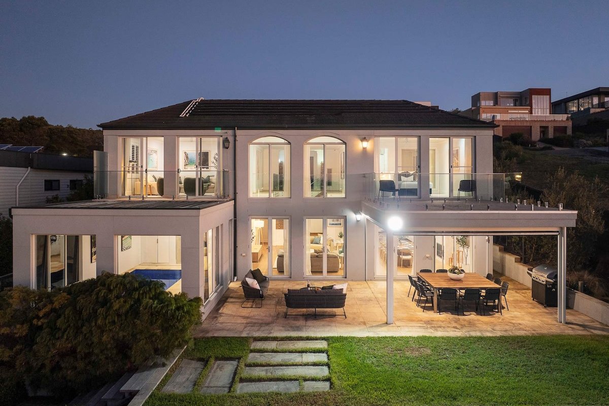 Mount Martha Manor Indoor Pool & Ocean Views gallery image 3