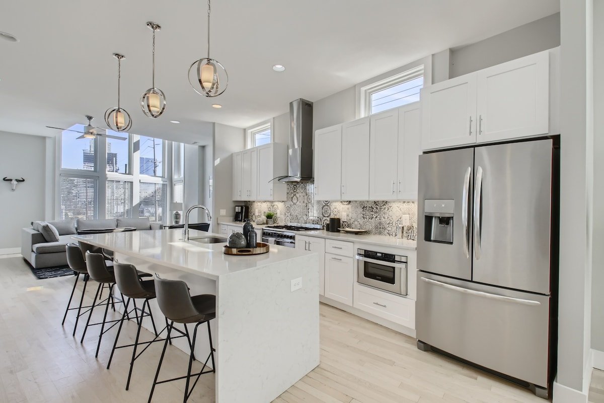 3 – Downtown VIEWS – The Music City Collection gallery image 5