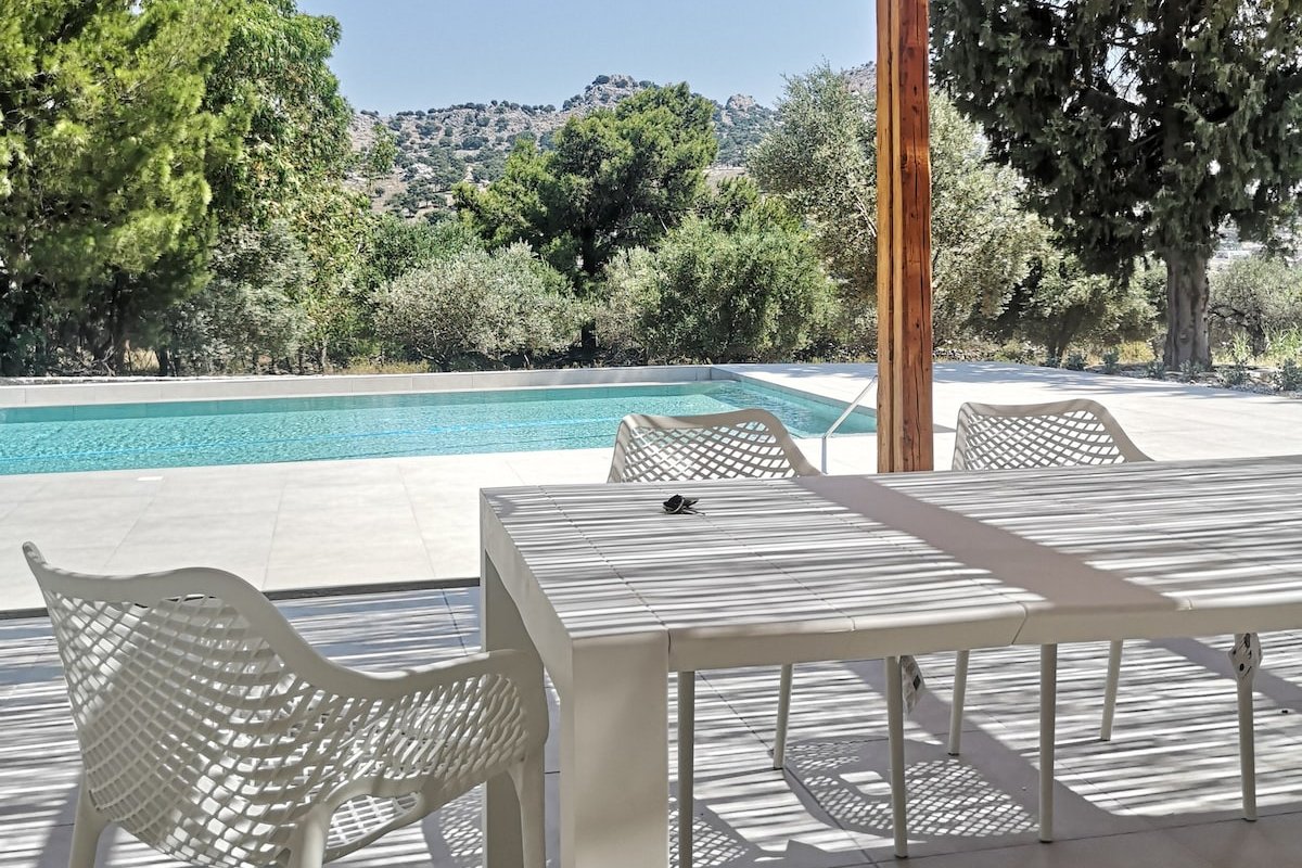 Chrysanthi Villa…living in nature gallery image 3