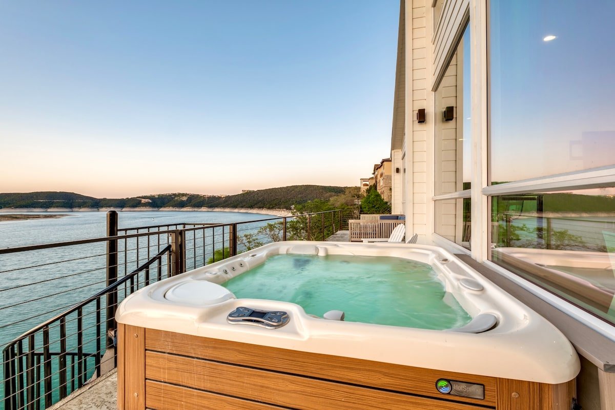 Panoramic views – On Lake Travis gallery image 3