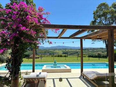 Stunning Hinterland Tuscan Retreat NSW