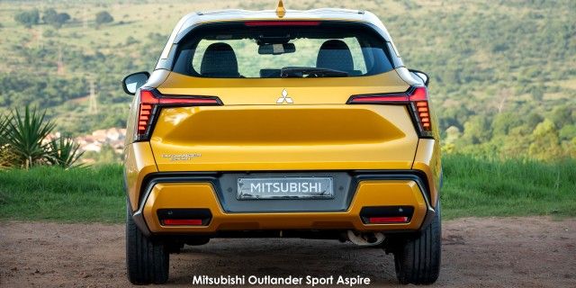 MITSUBISHI OUTLANDER SPORT 1.5 EXCEED CVT - 7 