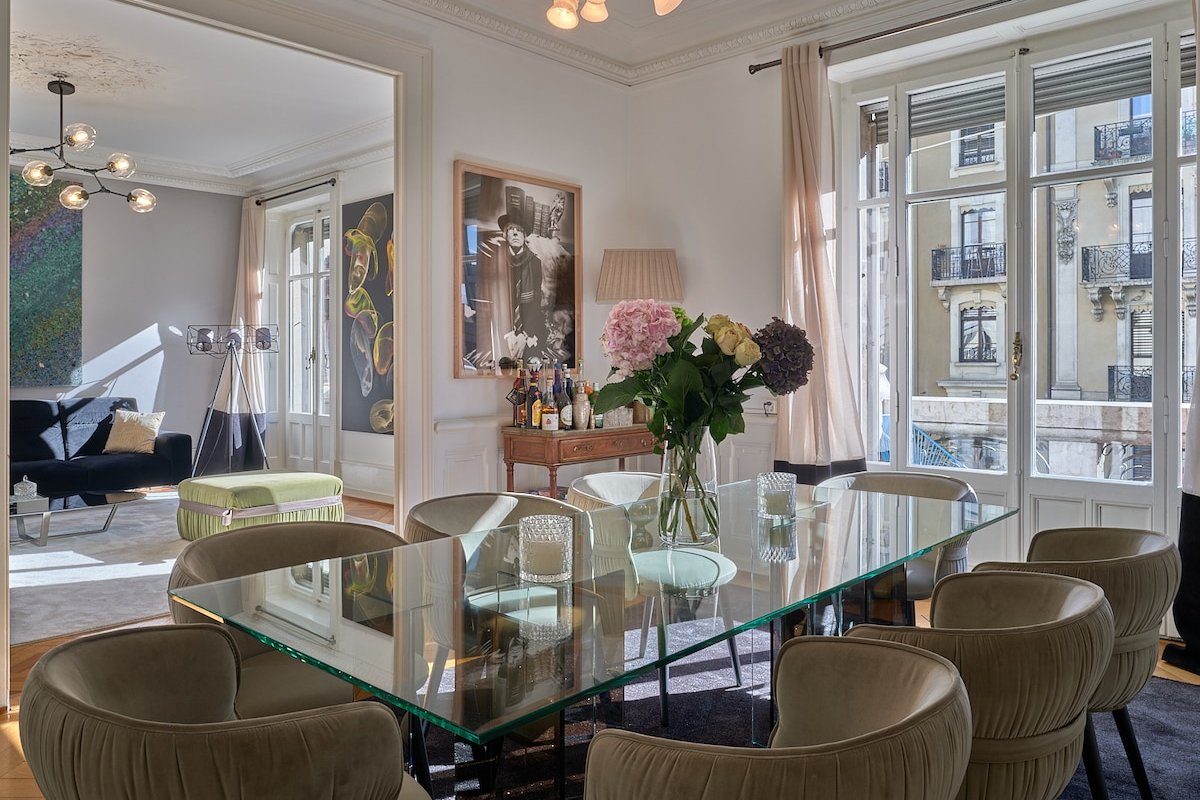 Prestigious 2 bedroom apartment in the city center gallery image 5