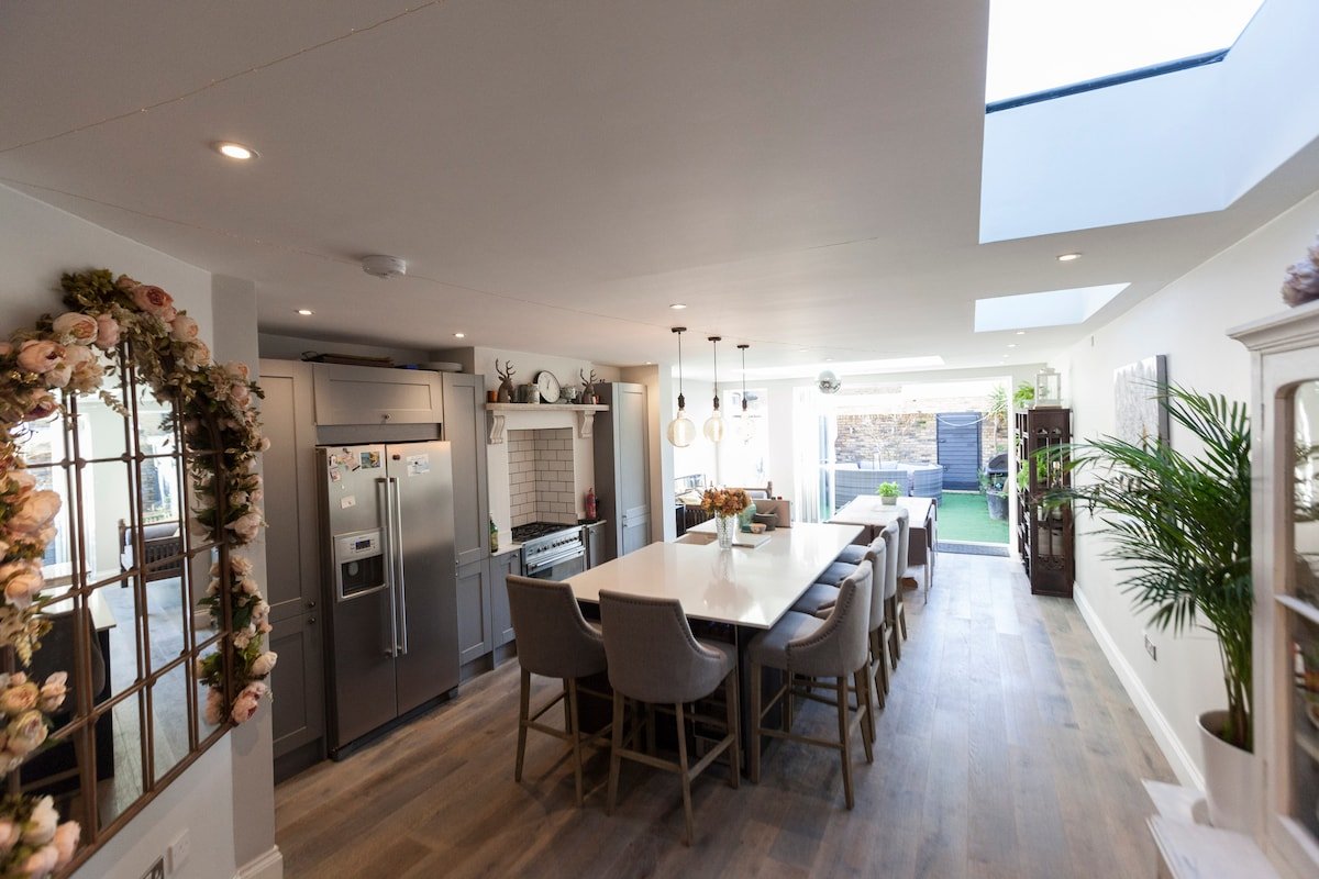 TheLondonTownhouse + AC There’s no place like home gallery image 2