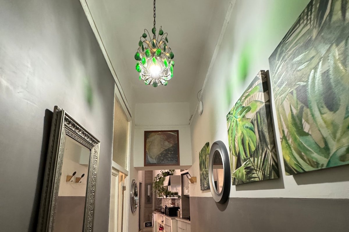 Luxury Apartment next to Vatican gallery image 4