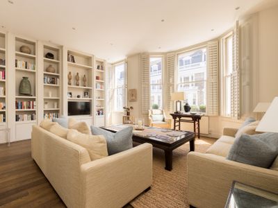 Green History – 3 Bedrooms in Kensington