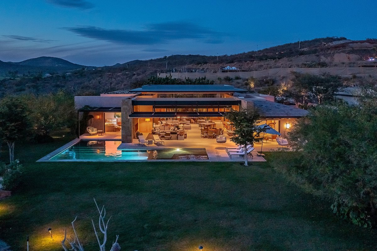 Modern Views – West Encalve 8 by Cabo Villas gallery image 3