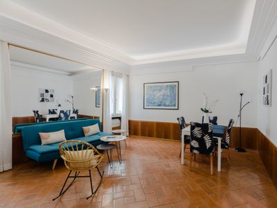 Luxury apartment in Trevi Fountain