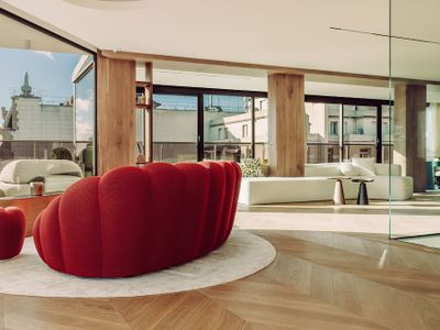 Par096 – Luxury penthouse on Avenue Montaigne