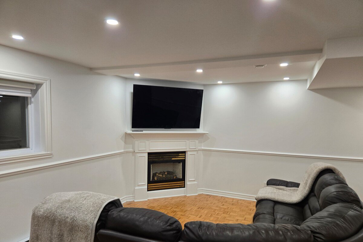 Le Desenclaves – An Elegant Retreat in Montreal gallery image 3